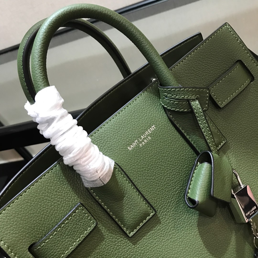 Y51 baby classic sac de jour in grained leather  dark green 421863 26 x 21 x 13 cm