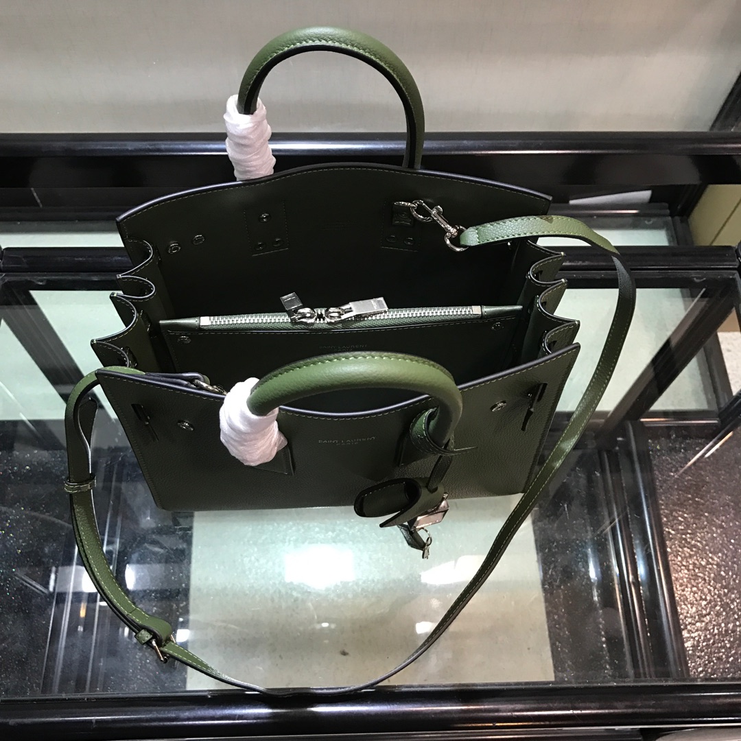 Y51 baby classic sac de jour in grained leather  dark green 421863 26 x 21 x 13 cm