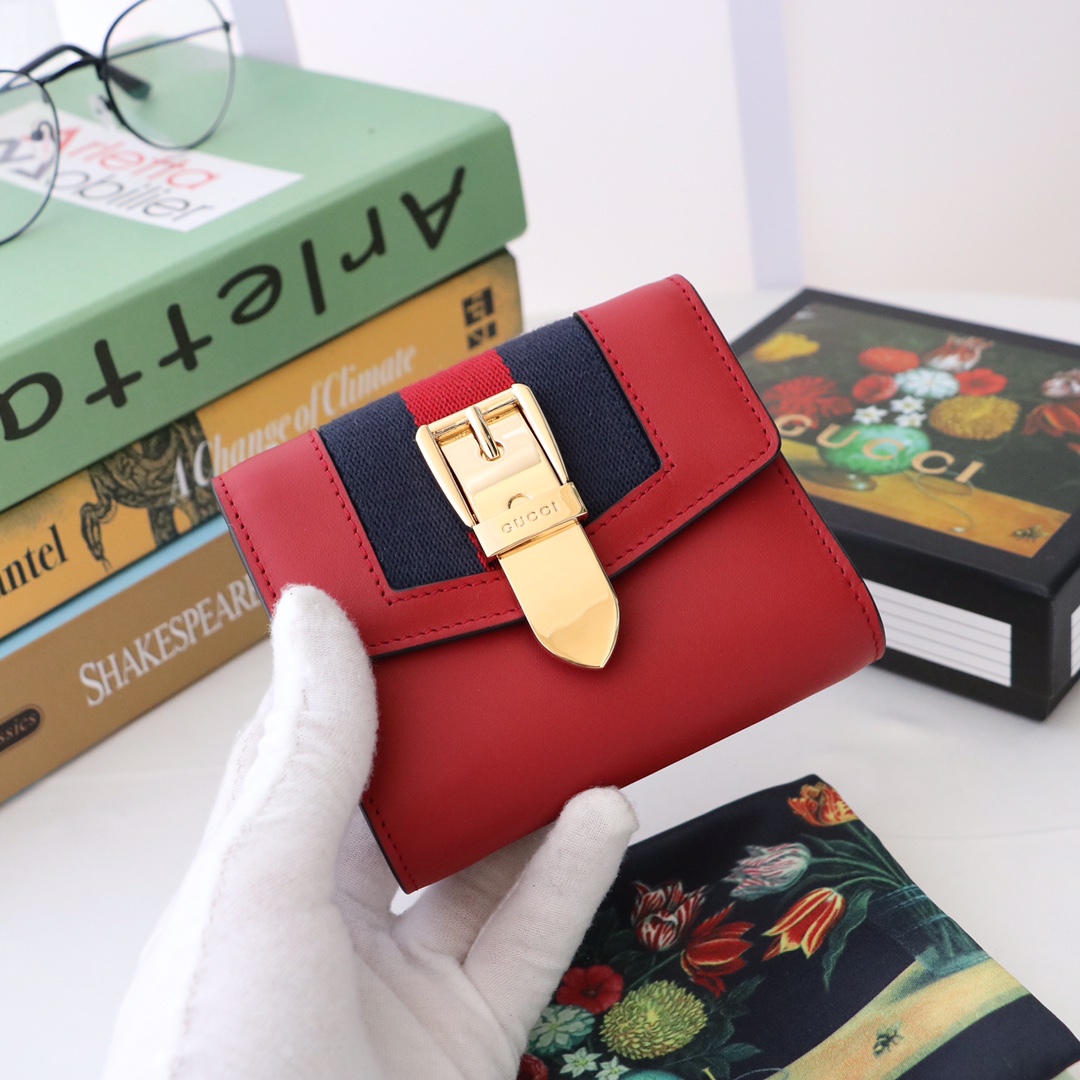 Gvc*1 sylvie tri-fold conpact wallet red 476081 11 x 9.5 x 3 cm