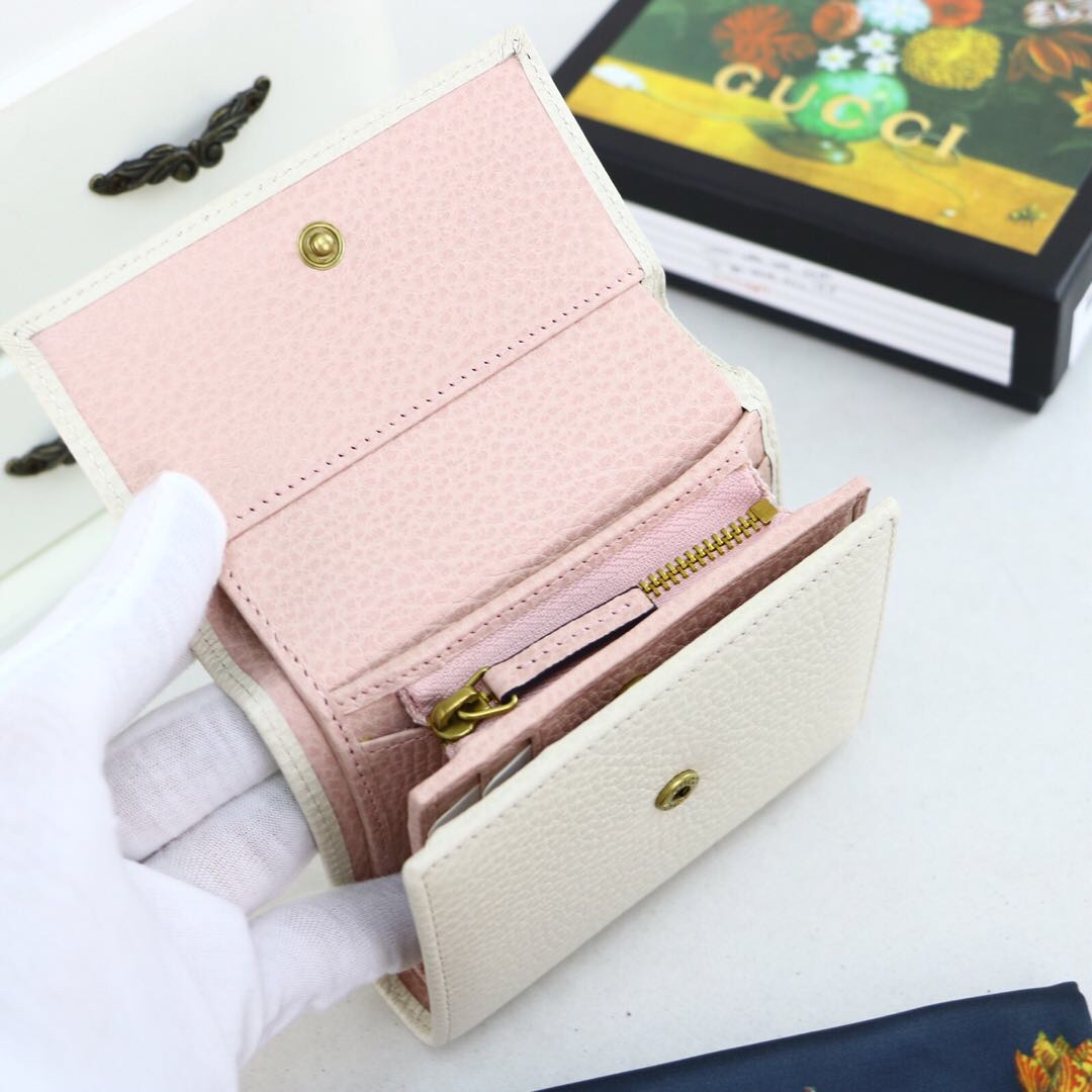 Gvc*1 leather wallet with bow white and pink 524294 12.5 x 10 x 3 cm