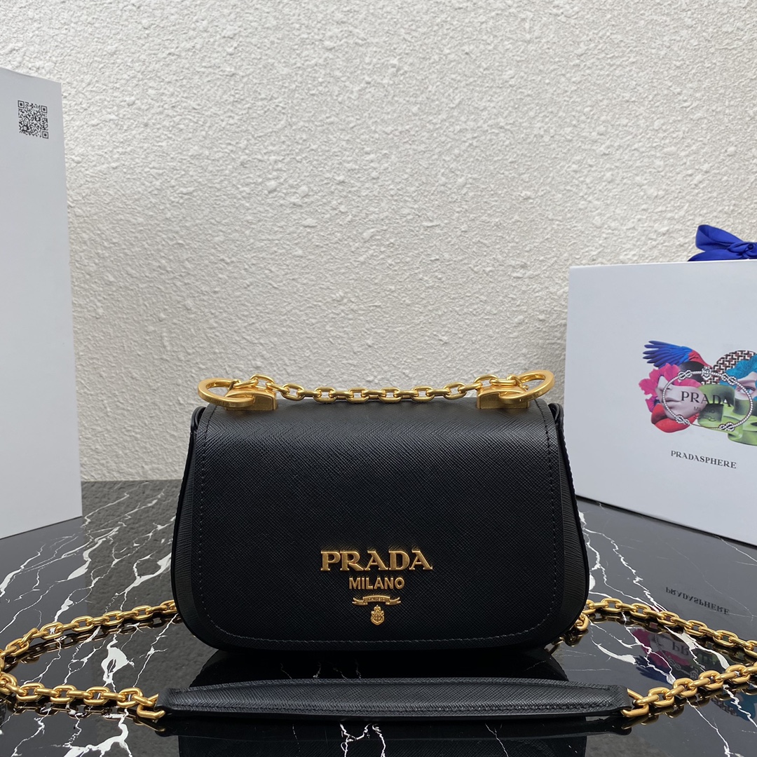 Pra*a saffiano leather shoulder bag golden metal black 1bd275 22 x 14 x 6.5 cm