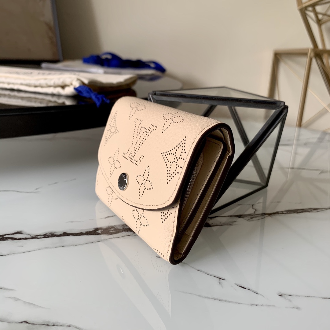 l0vis Vvtt0n iris xs wallet monogram perforations creme m69033 9.8 x 7.8 x 1 cm