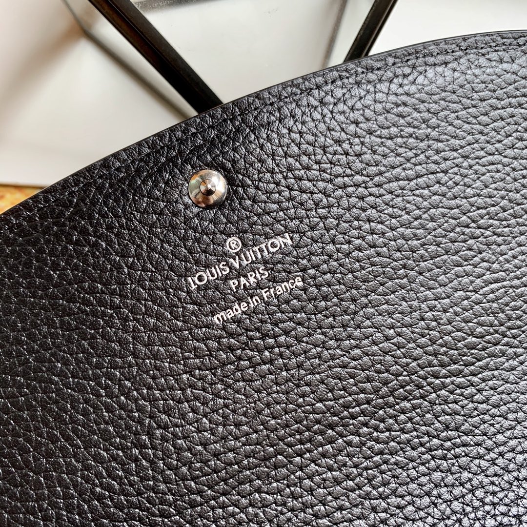 l0vis Vvtt0n iris wallet monogram pattern black m60143 19 x 12 x 2 cm