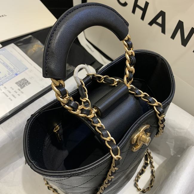 Ch**el chain handle bucket bag black as1362 32 x 26 x 15 cm