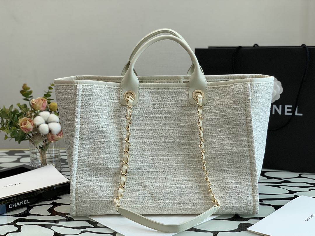 Ch**el deauville tote bag white 38 cm