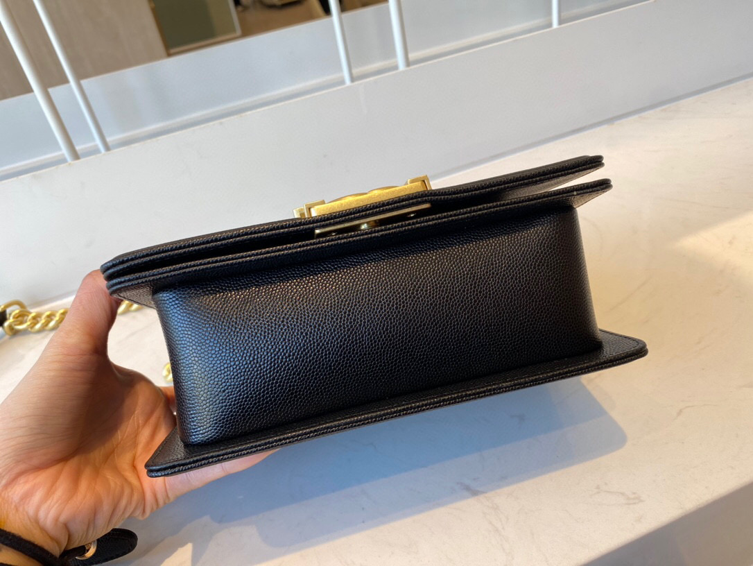 Ch**el small boy handbag grained calfskin & golden metal black a67085 20 cm