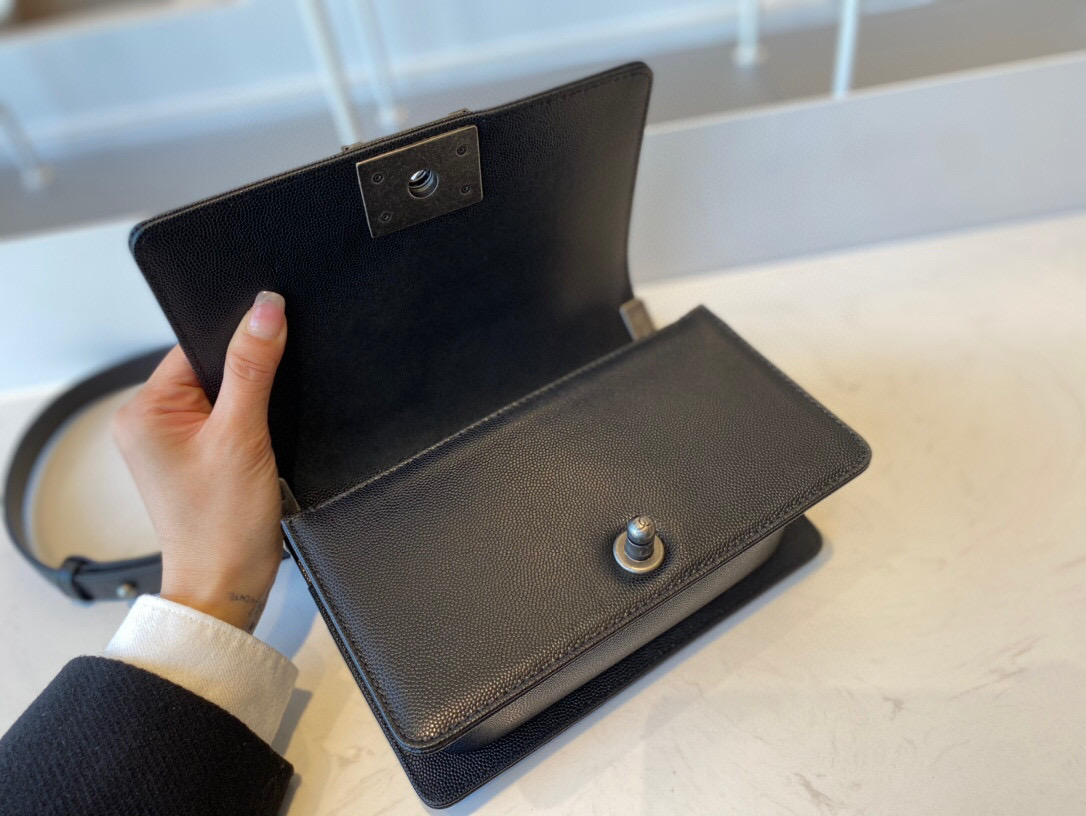 Ch**el small boy handbag grained calfskin & ruthenium-finish metal black a67085 20 cm