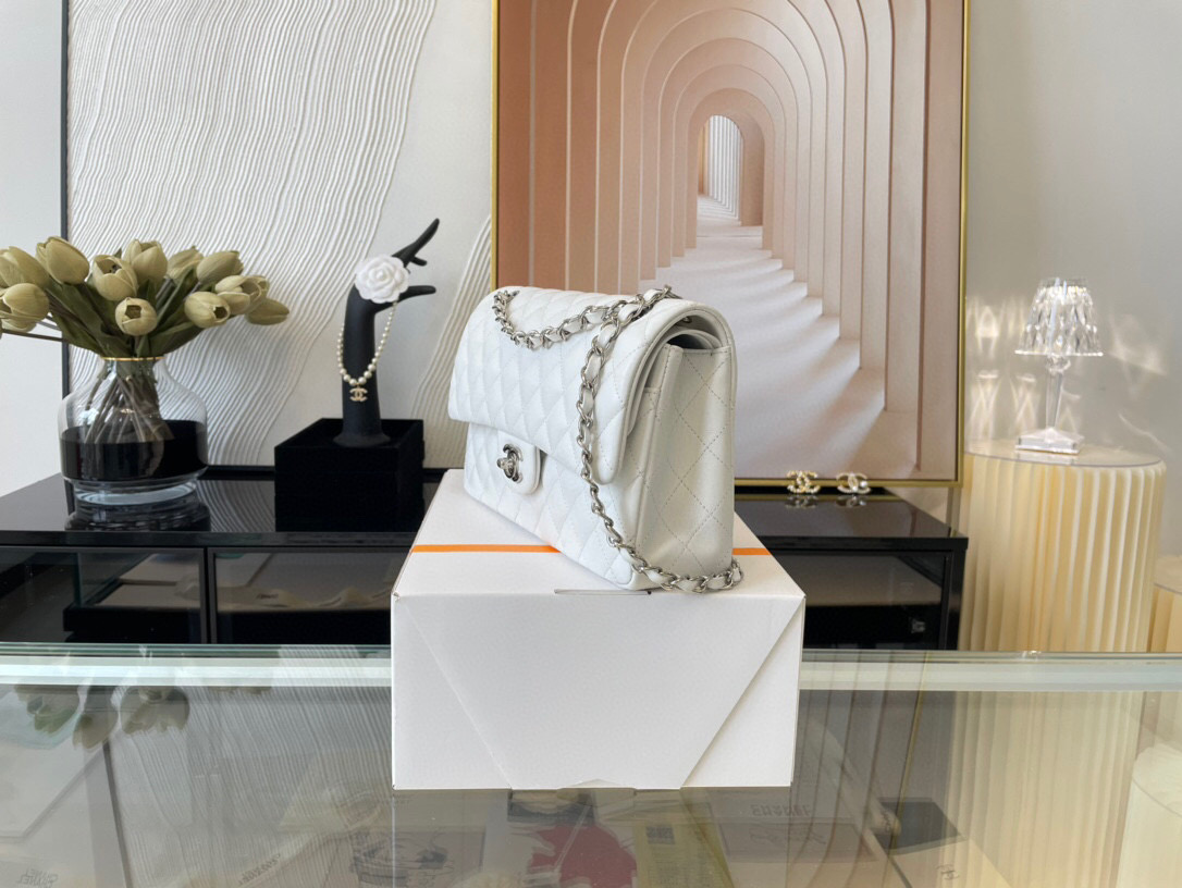 Ch**el classic flap bag white lambskin sliver chain a01112 25.5cm