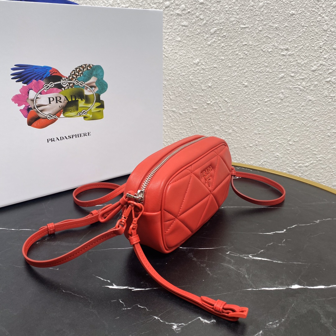 Pra*a mini spectrum quilted nappa leather red 1dh046 10 x 19  x 5.5 cm