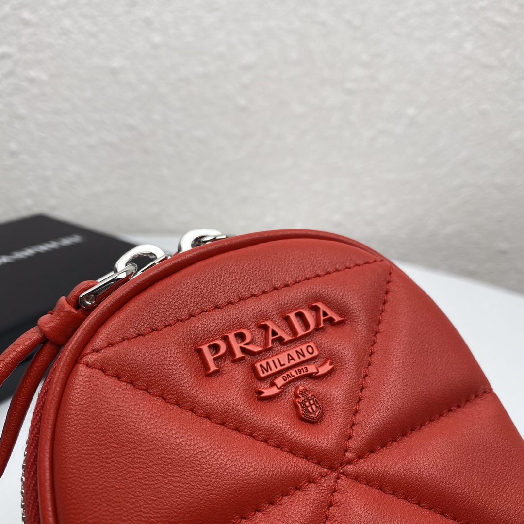 Pra*a mini spectrum quilted nappa leather red 1dh030 10.5 x 18 cm