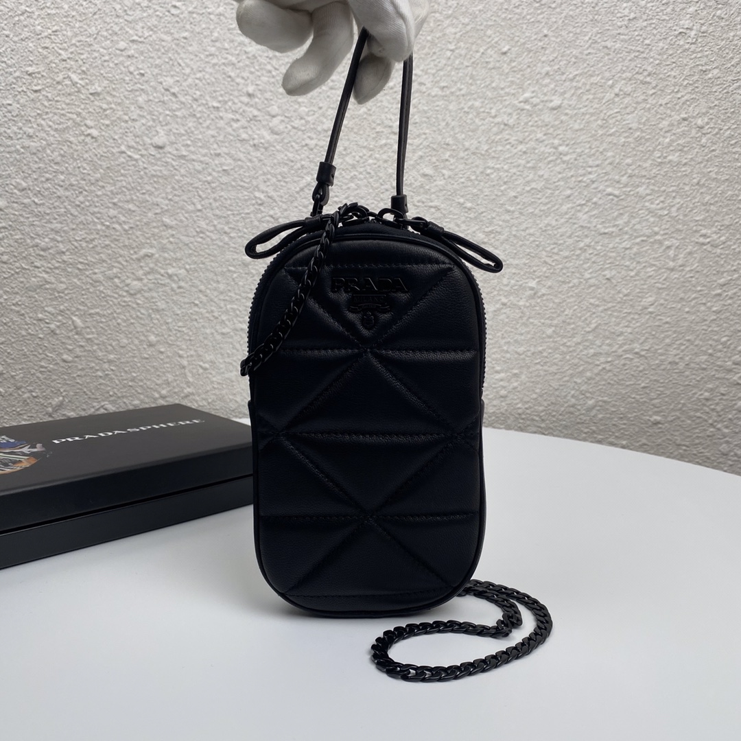 Pra*a mini spectrum quilted nappa leather black 1dh030 10.5 x 18 cm