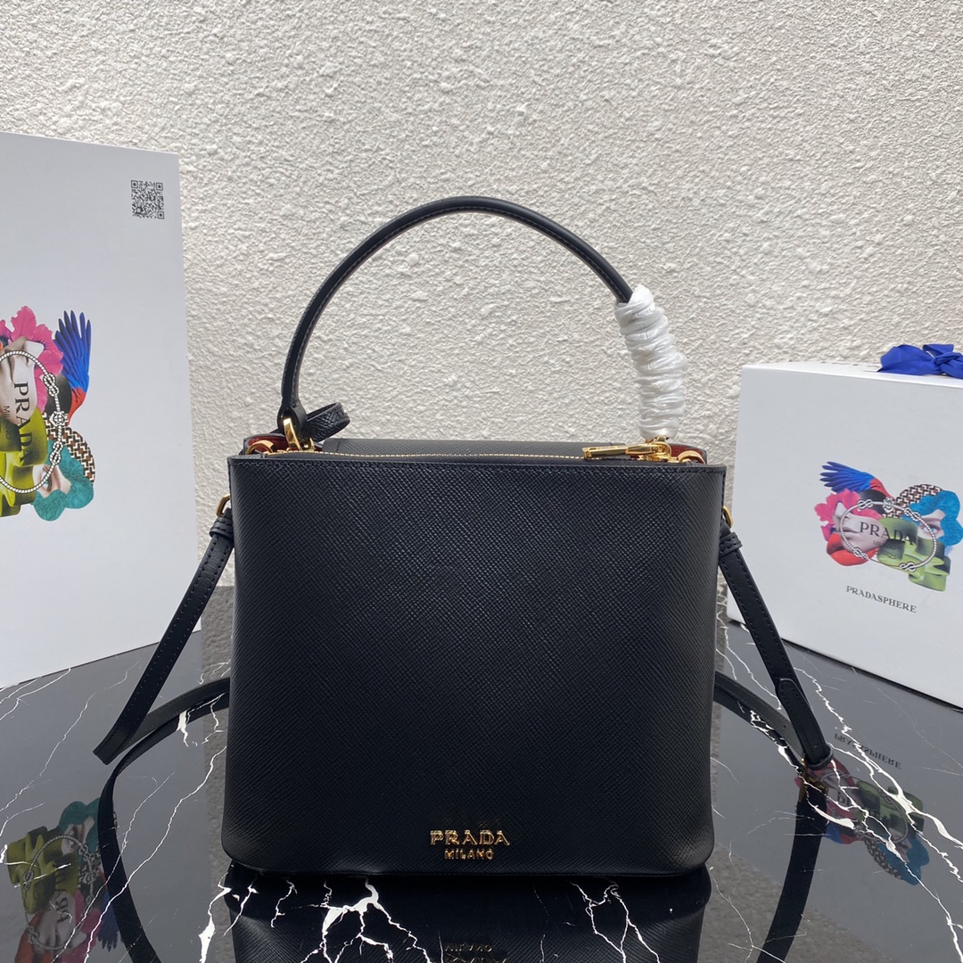 Pra*a saffiano leather tote black 1bn012 24 × 20 × 12.4 cm