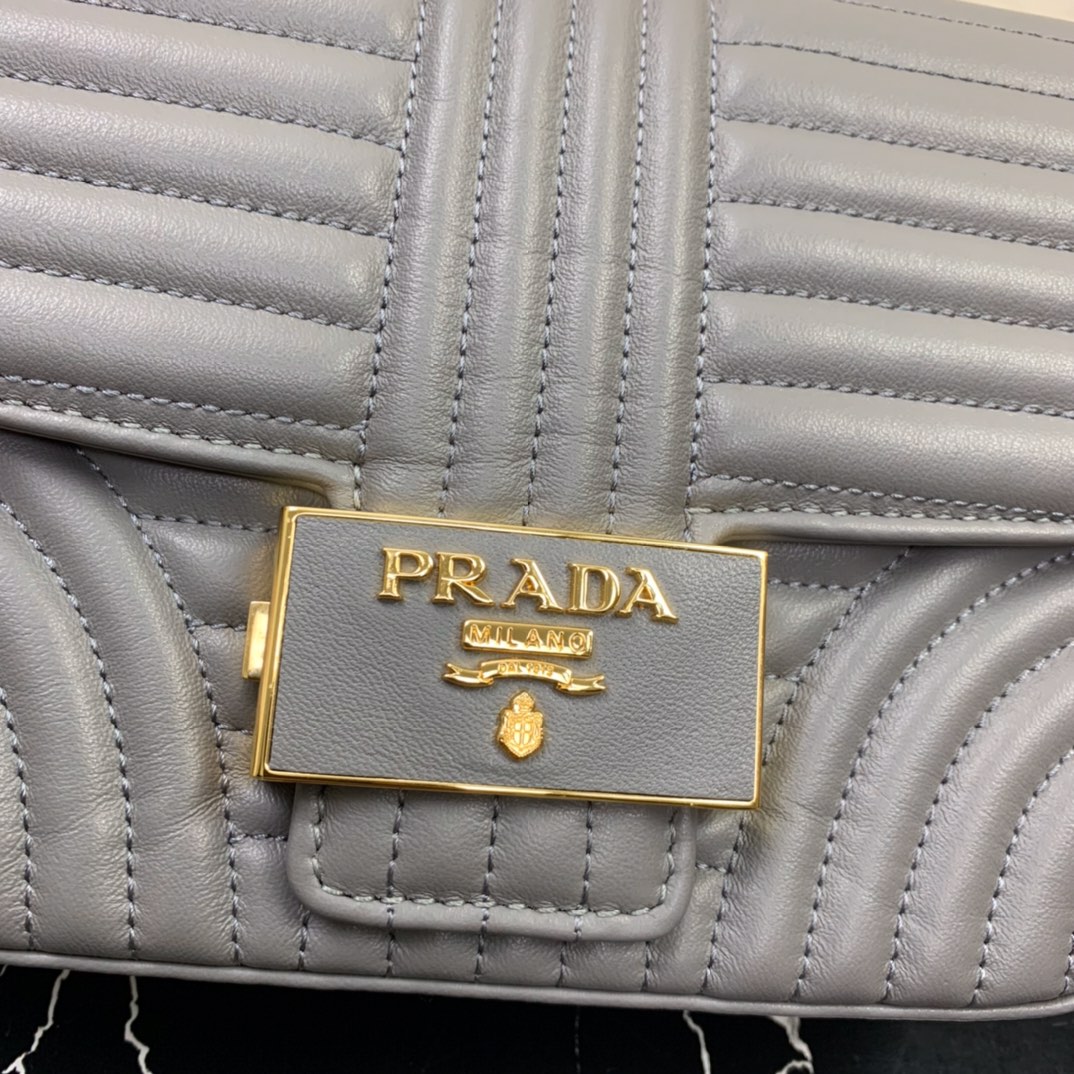 Pra*a diagramme shoulder bag grey 1bd227 20.5 x 14 x 5 cm