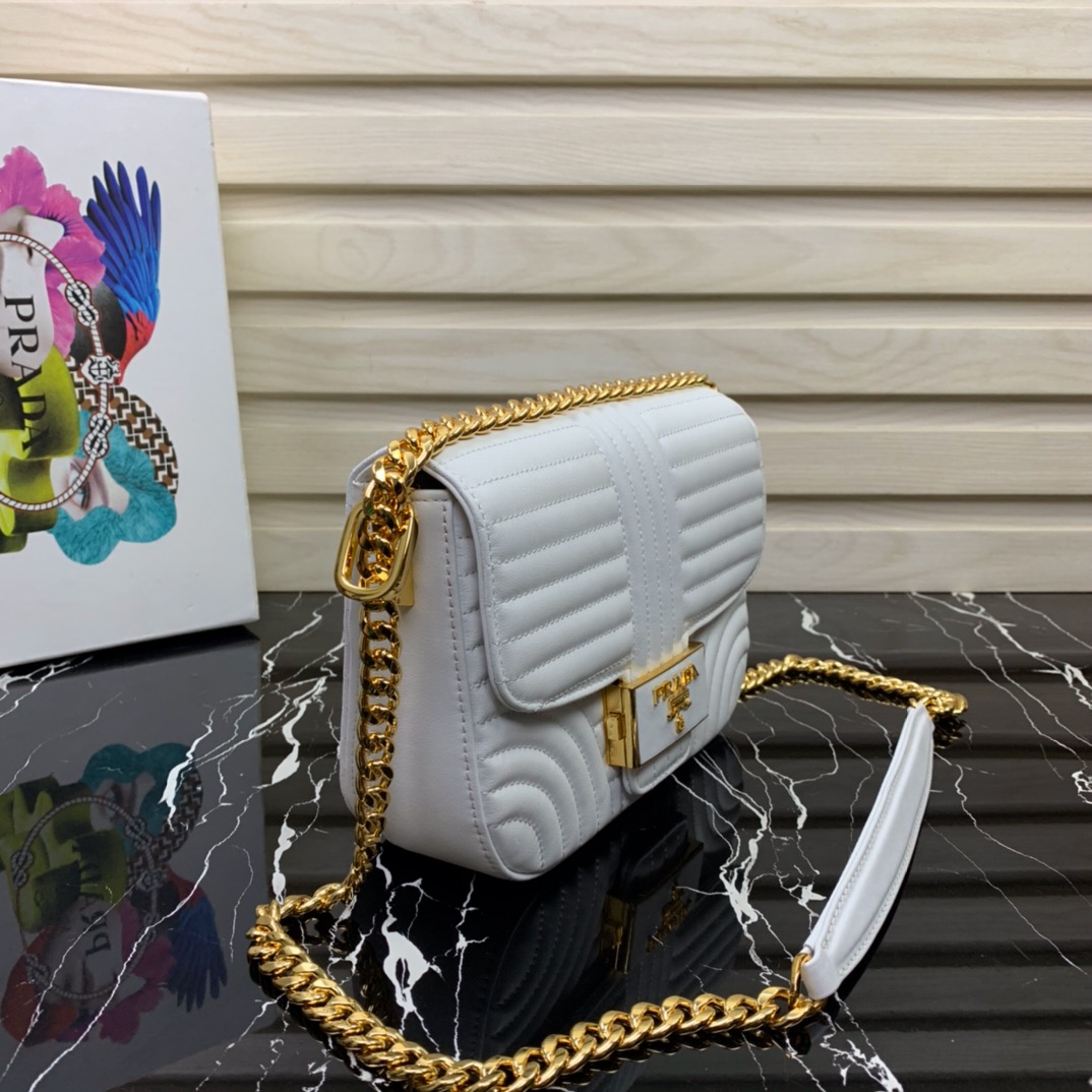 Pra*a diagramme shoulder bag white 1bd227 20.5 x 14 x 5 cm