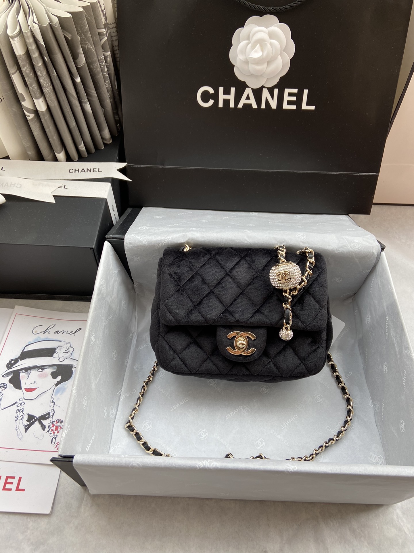 Ch**el small charm strap flap bag velvet black as1786 17 cm