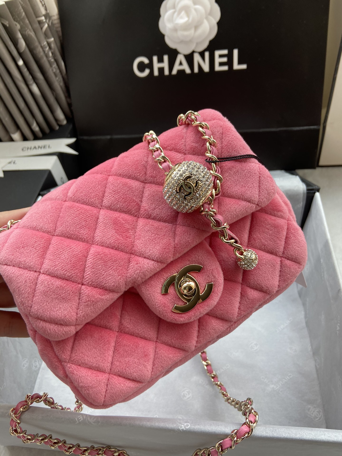 Ch**el small charm strap flap bag velvet pink as1786 17 cm