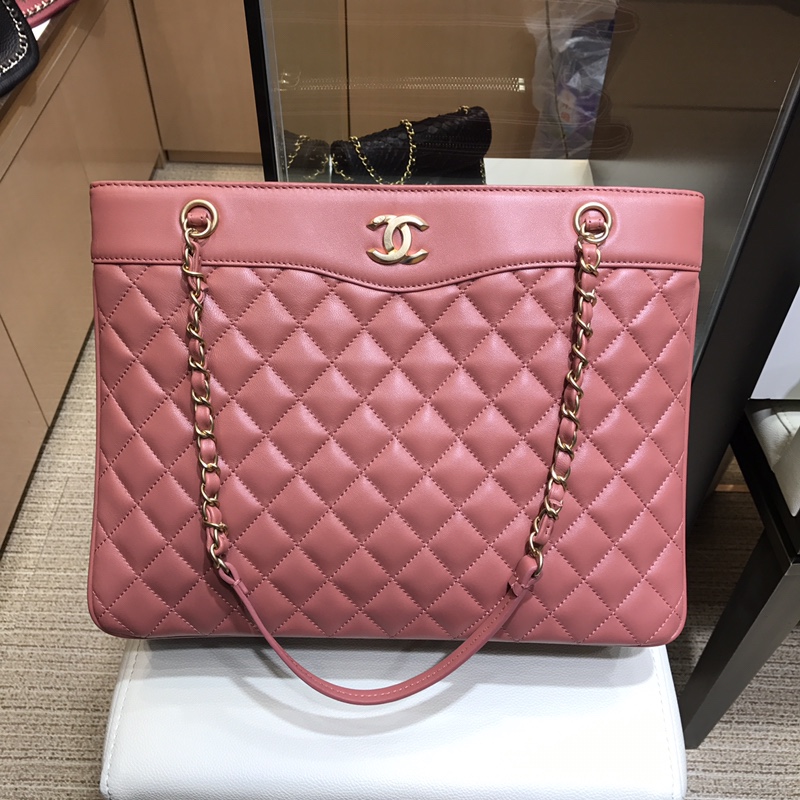 Ch**el large coco vintage timeless tote bag leather pink a57030 35 x 11 x 27 cm