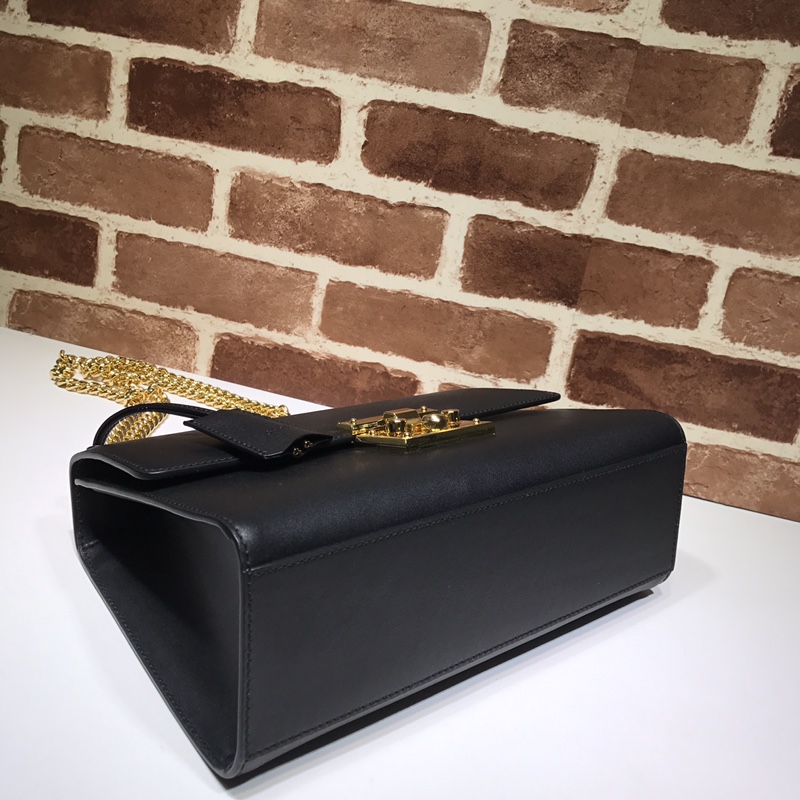 Gvc*1 medium padlock shoulder bag leather black 409486 30 x 19 x 10 cm