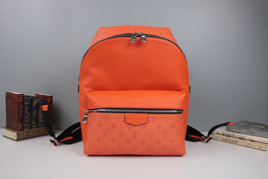 l0vis Vvtt0n discovery backpack pm monogram canvas and taiga leather orange m30230 37 x 40 x 20 cm