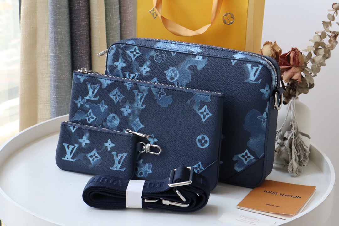 l0vis Vvtt0n trio messenger monogram printed grained leather m57840 25 x 18.5 x 7 cm