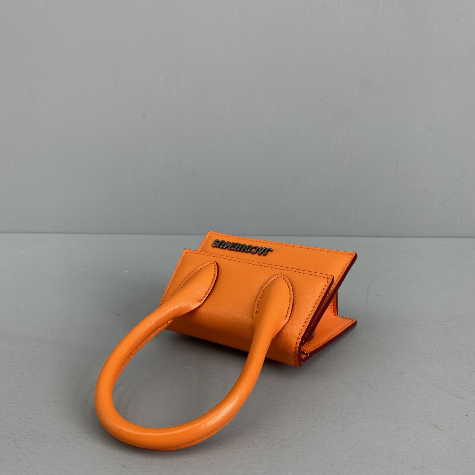 JACQUEMUS LE CHIQUITO Mini Leather Bag Orange 213BA01 12 x 8 x 5 cm