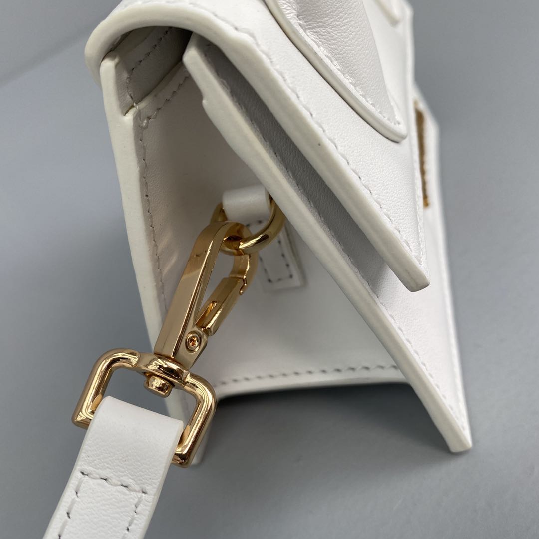 JACQUEMUS LE CHIQUITO Mini Leather Bag White 213BA01 12 x 8 x 5 cm