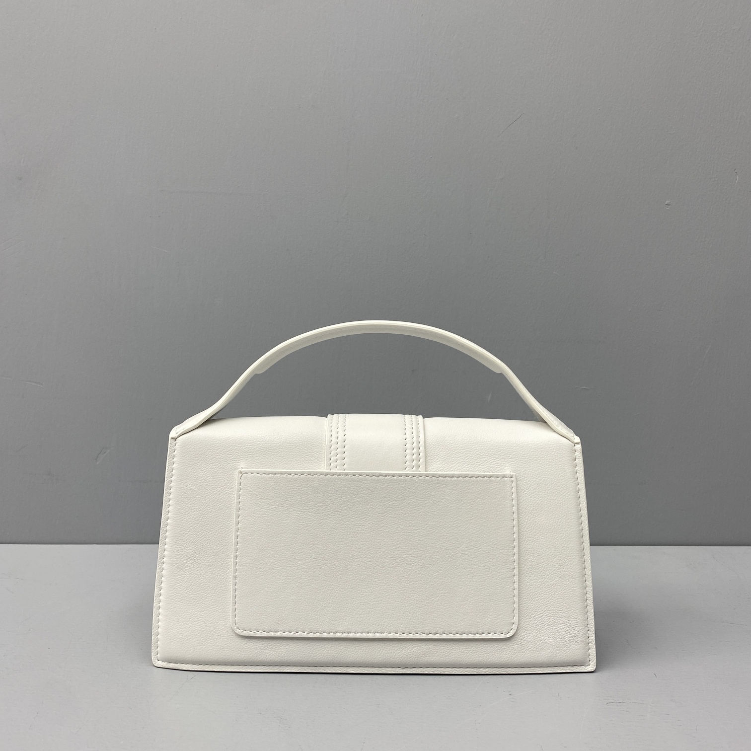 JACQUEMUS Le grand Bambino Leather White 213BA07 24 x 13 x 7 cm