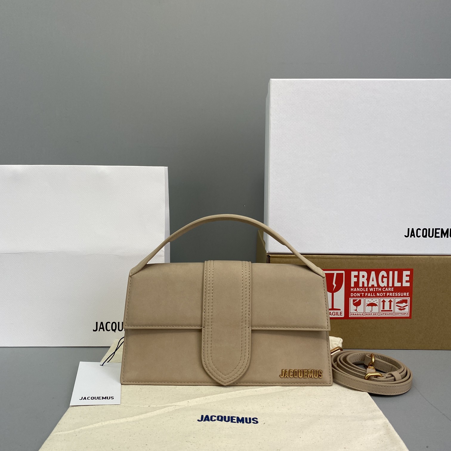 JACQUEMUS Le grand Bambino Velvet Beige 213BA07 24 x 13 x 7 cm