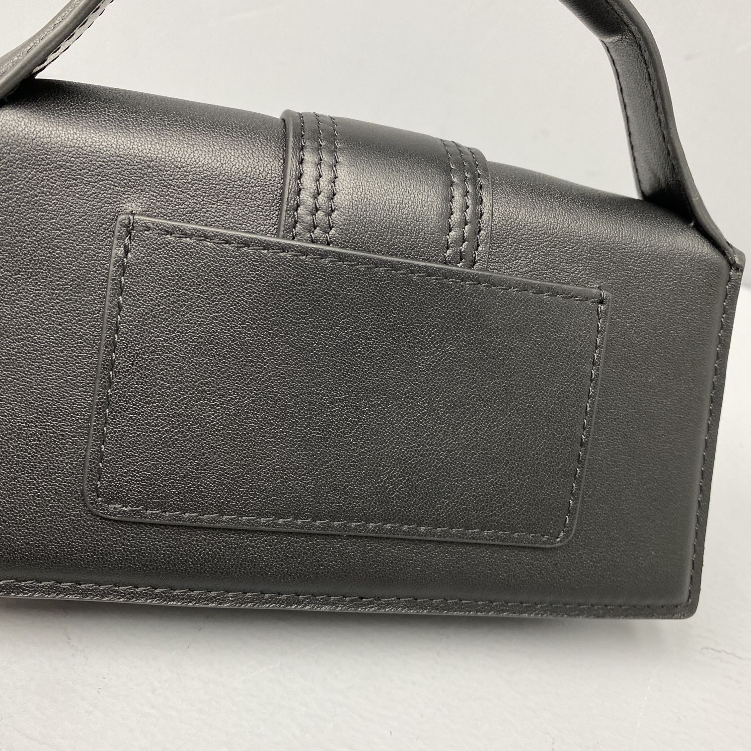 JACQUEMUS SMALL Le Bambino Leather Black 213BA06 18 x 6 x 7 cm