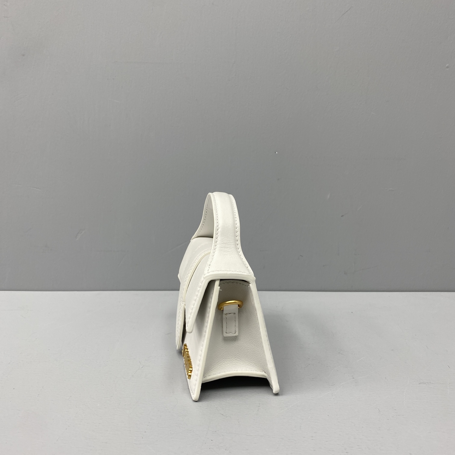 JACQUEMUS SMALL Le Bambino Leather White 213BA06 18 x 6 x 7 cm