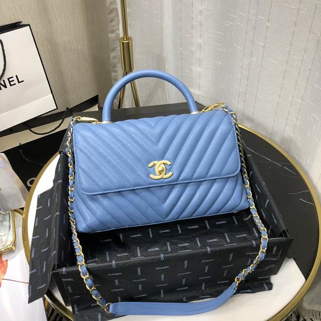 Ch**el small coco grained calfskin v quilting flap bag blue a92991 28.5 x 18.25 x 11.75 cm