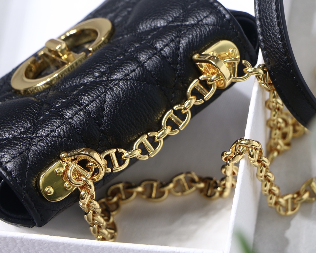 d10r micro caro bag S*pple cannage calfskin black s2022 13 x 8 x 4 cm