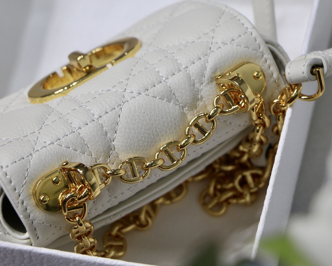 d10r micro caro bag S*pple cannage calfskin white s2022 13 x 8 x 4 cm