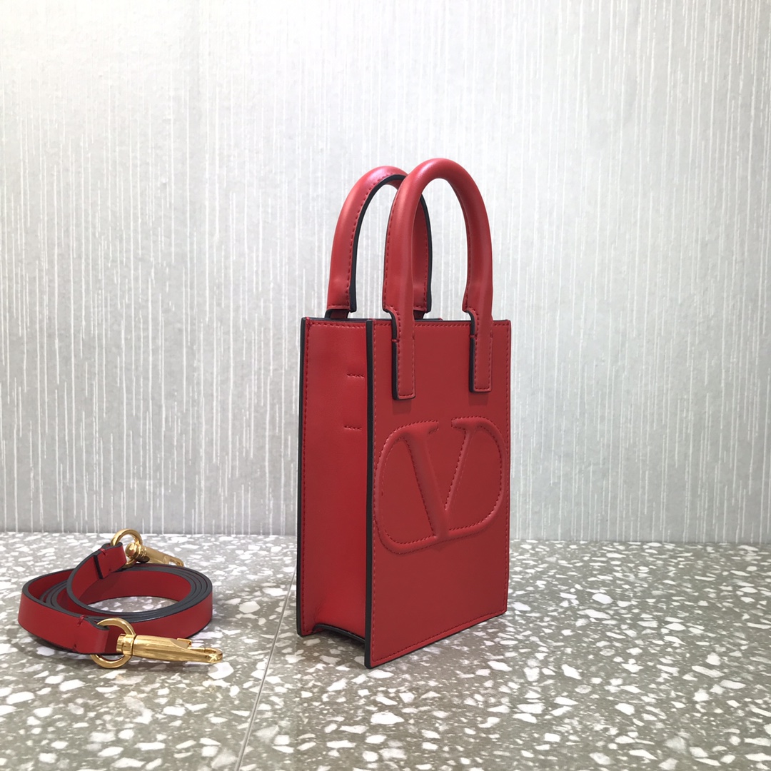 Va1e*ntin0 mini garavanivlogo walk tote bag calfskin leather red uw2p0u57qel 11 x 16.5 x 5.5 cm