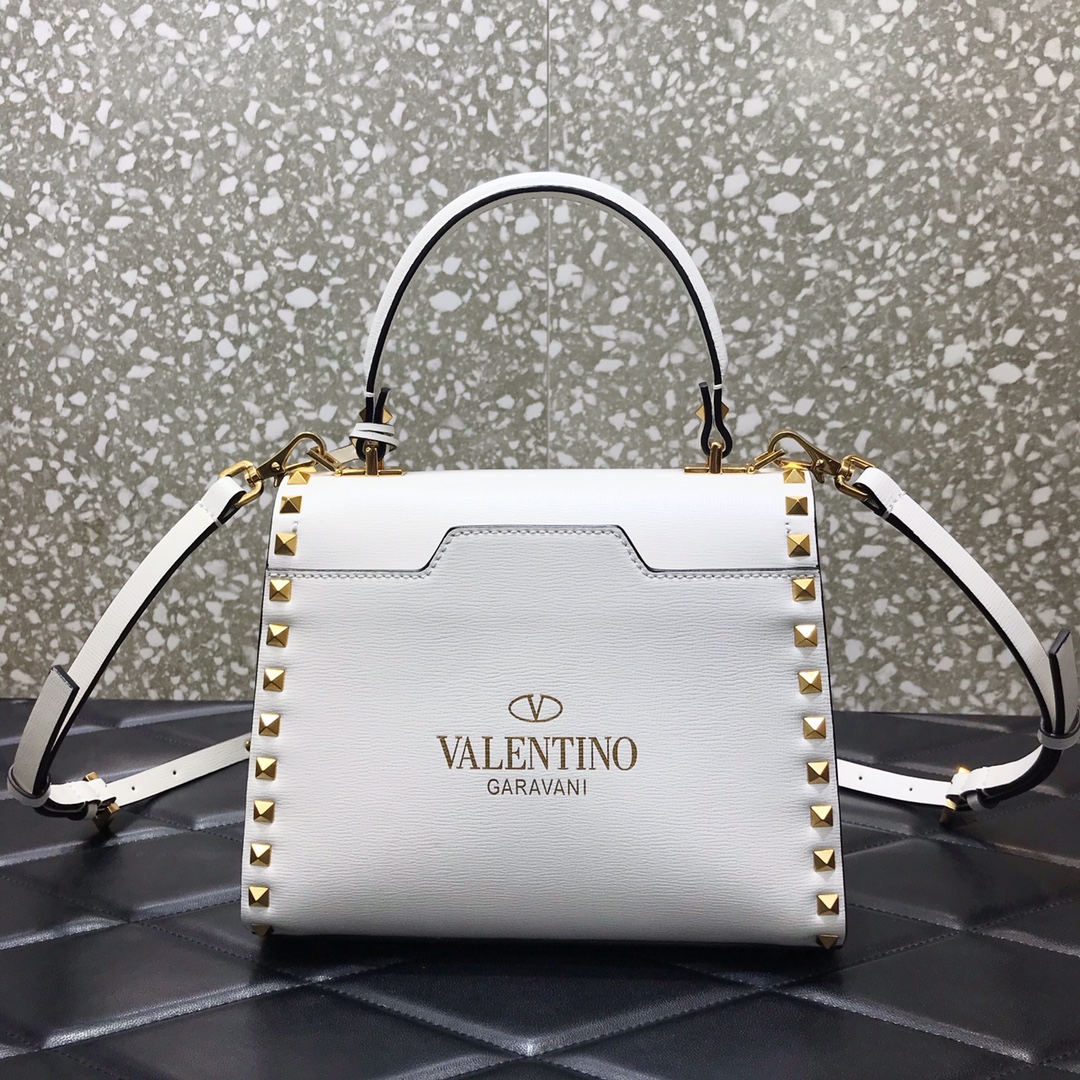 Va1e*ntin0 small garavani rockstud alcove grainy handbag white ww2b0j71wax 22 x 17 x 9 cm