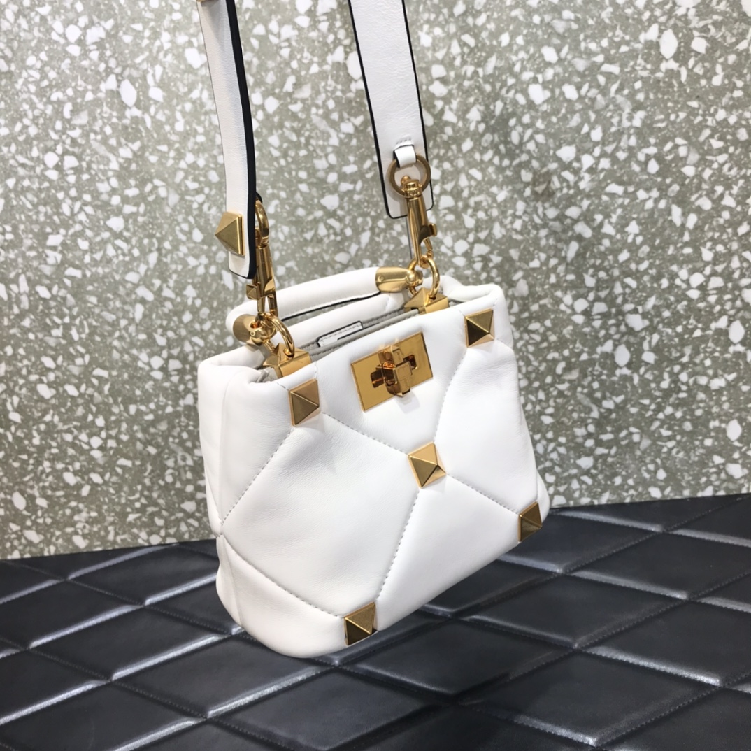 Va1e*ntin0 small roman stud the handle bag in nappa white vw0b0i97bsf 20 × 9 × 15 cm