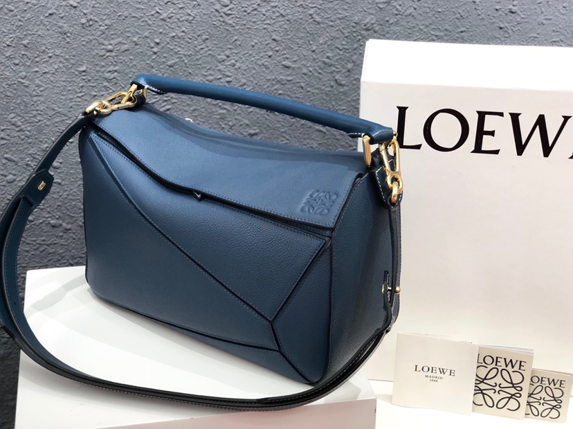L0ew* medium puzzle bag soft grained calfskin gold metal yale blue 32212kbs20 29 x 18 x 12 cm