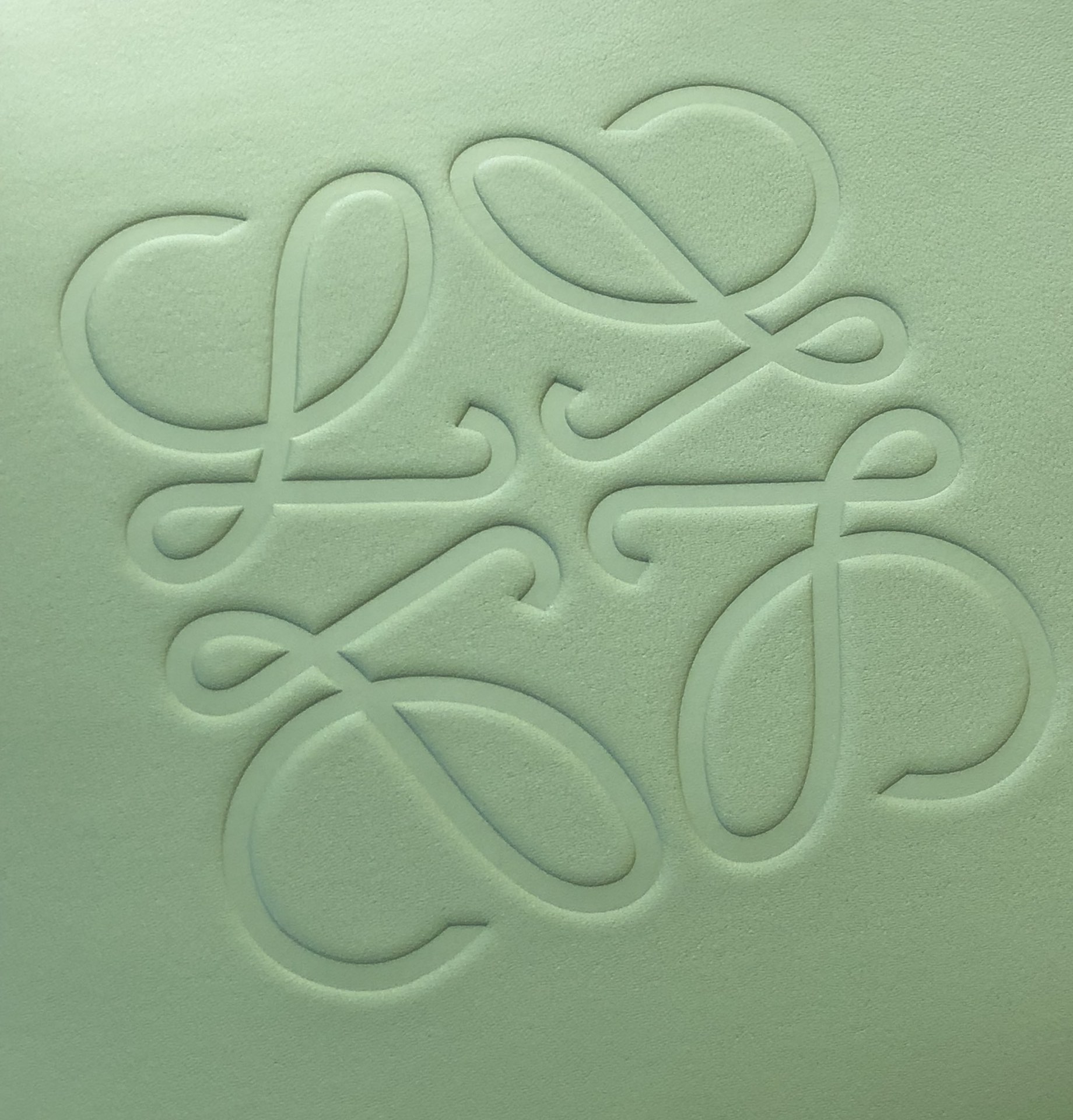 L0ew* small anagram tote classic calfskin mint a717s72x02 29 x 14 x 25 cm