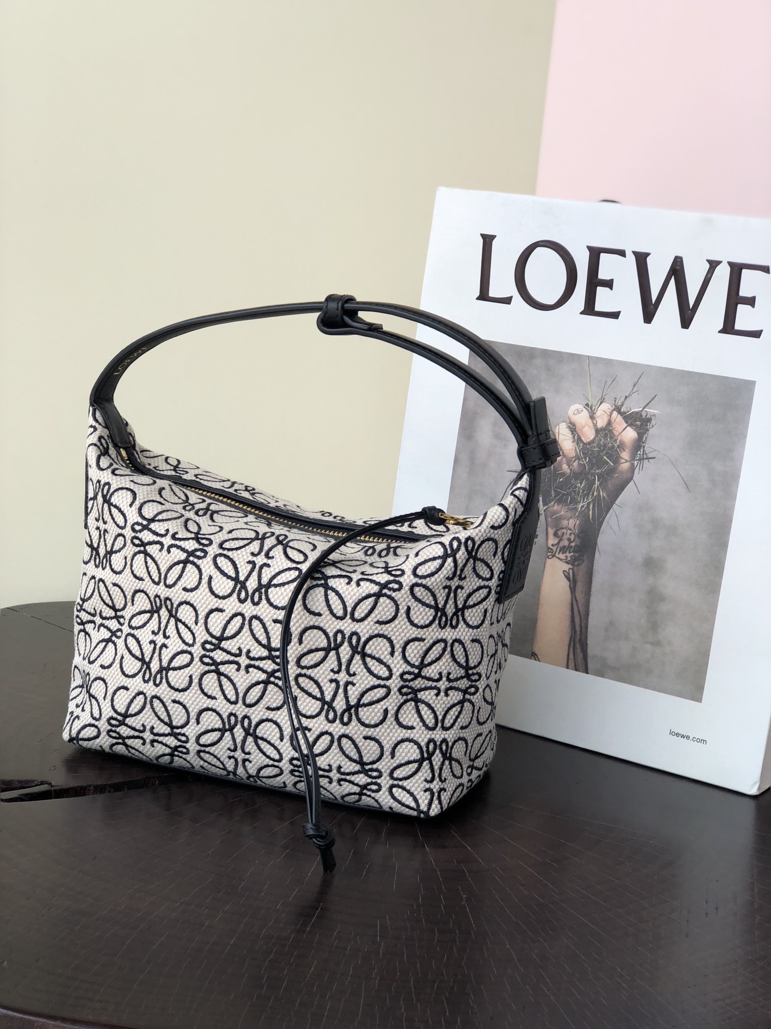 L0ew* small cubi bag anagram jacquard and calfskin ecru/black a906k75x04 21 x 12 x 17 cm