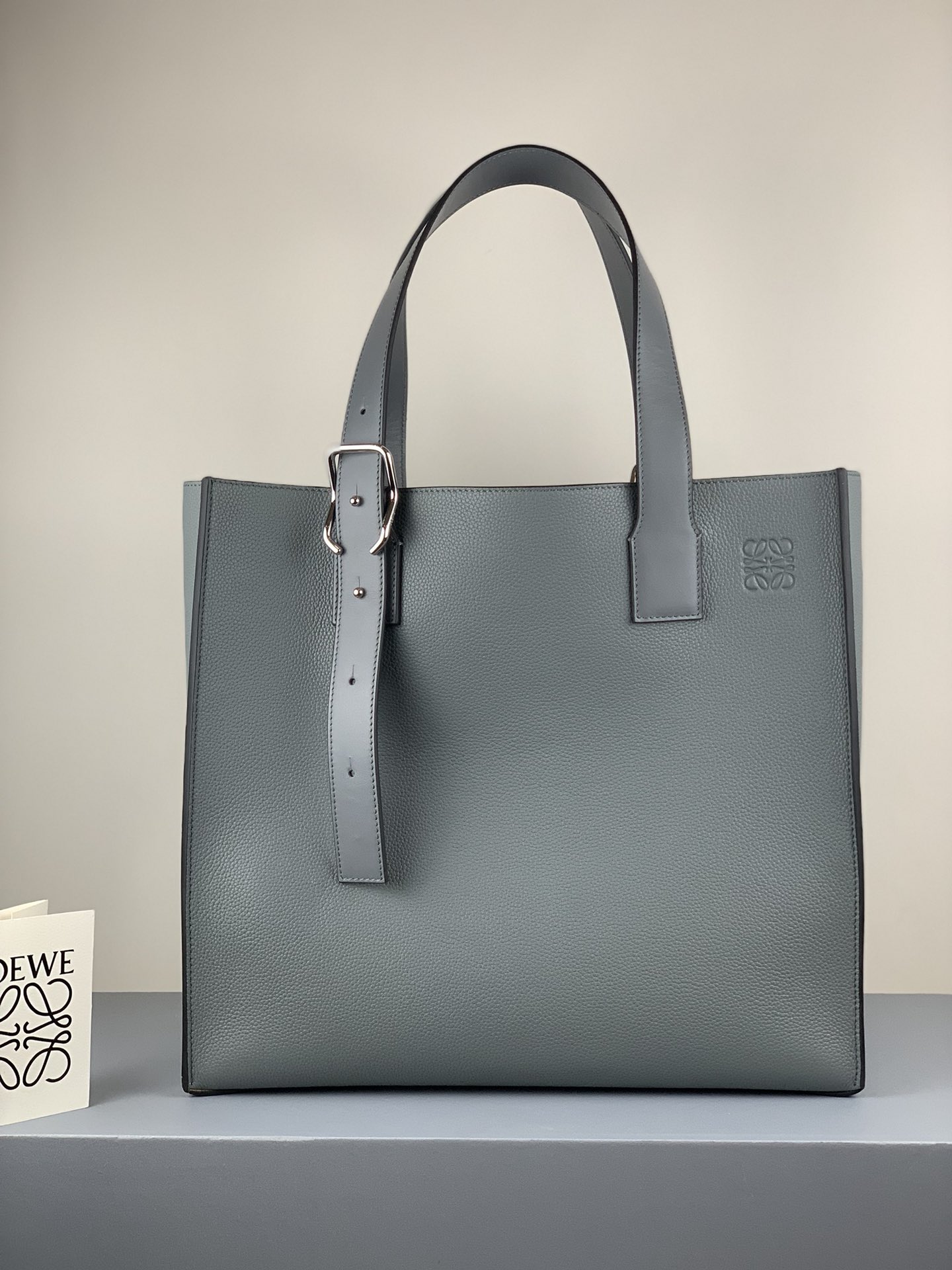 L0ew* buckle tote bag soft grained calfskin anthracite grey 335.28.z62 36 x 33 x 17 cm