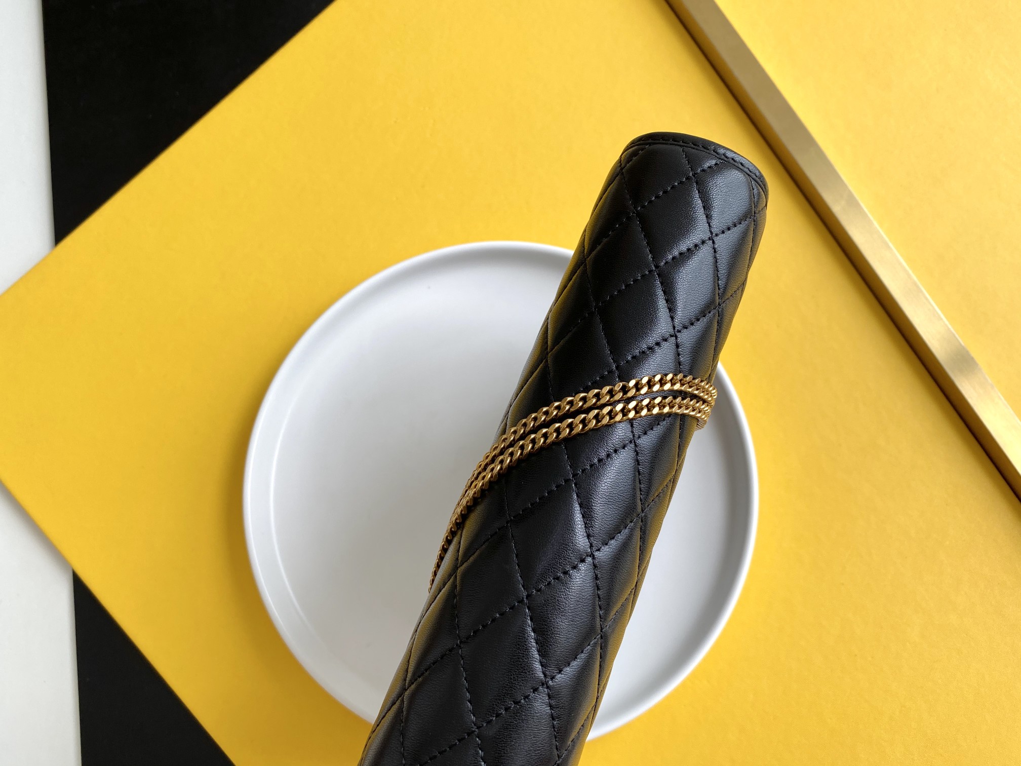 Y51 victoire baby clutch lambskin leather black 65736118 28.5 × 19.5 × 5.5 cm