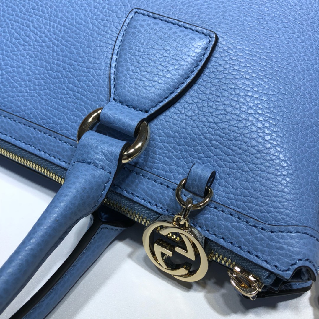 Gvc*1 convertible straight leather corn flower blue 449659 30 x 22 x 12 cm