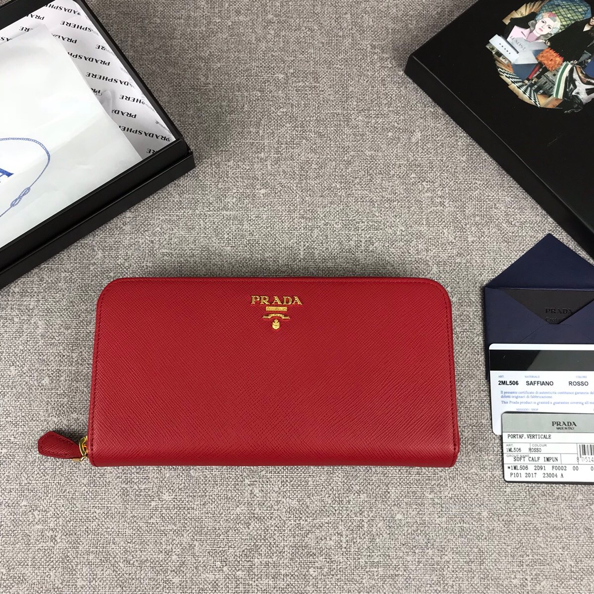 Pra*a large saffiano leather wallet red 1ml506 20 x 10 cm