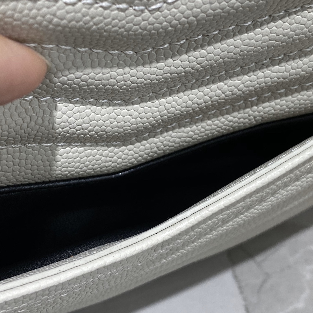 Y51 mini lou camera shoulder bag white 585040 18 × 10 × 5 cm