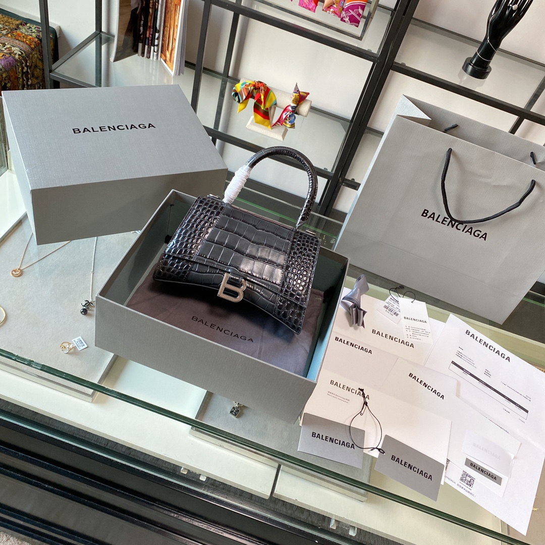 Ba1en*iaga women's hourglass small top handle bag in crocodile leather black 5935461 23 x 10 x 24 cm