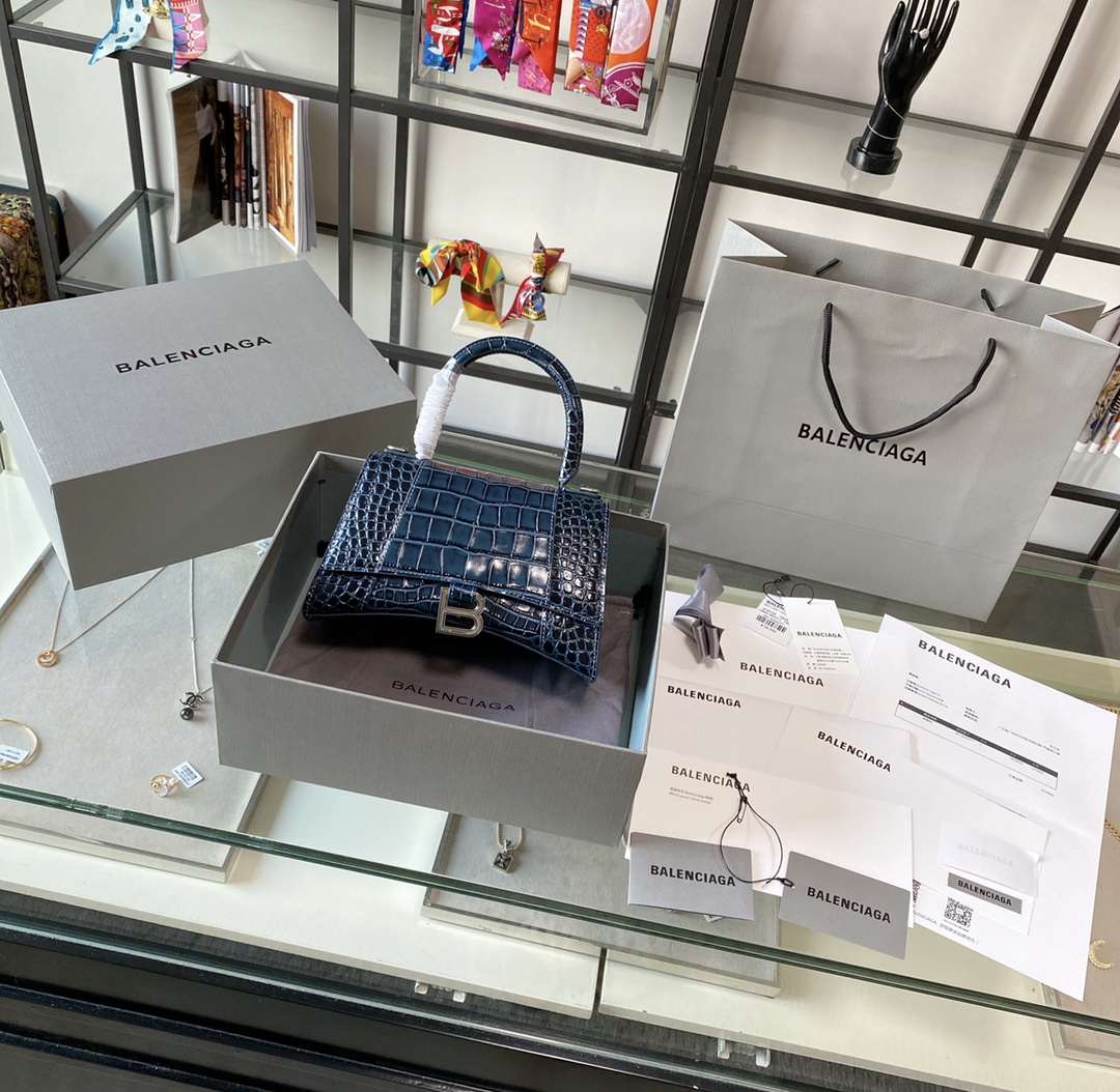 Ba1en*iaga women's hourglass small top handle bag in crocodile leather navy 5935461 23 x 10 x 24 cm