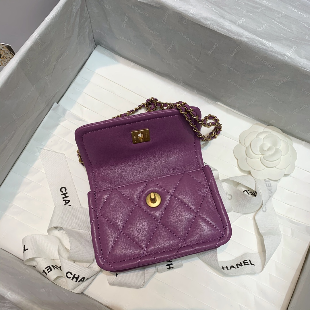 Ch**el mini retro flap button bag in leather purple 13.5 x 9 x 4 cm