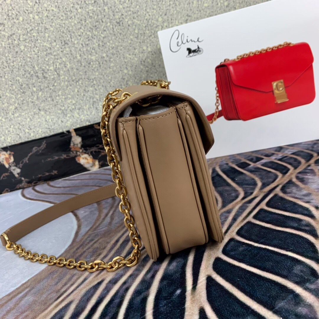 Ce1i*e pre-owned 2020s c charm shoulder bag taupe 370348 21.5 x 15 x 7 cm