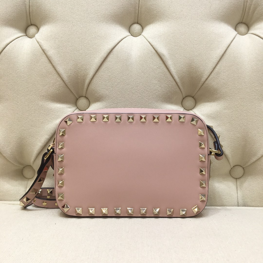 Va1e*ntin0 small rockstud grainy leather crossobody bag pink vw2b0809 18 x 6 x 12 cm
