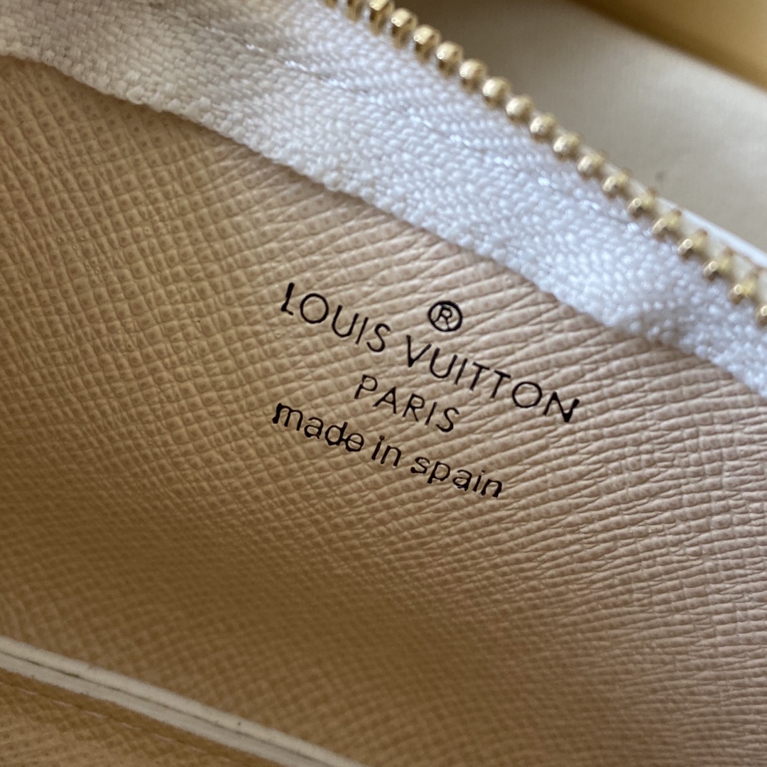 l0vis Vvtt0n key pouch damier azur cancas n62659 11.5 x 6.5cm